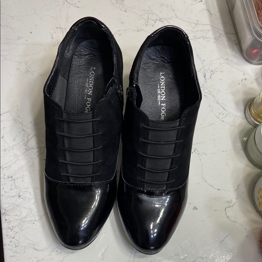 London Fog Black Patent Leather Shoes